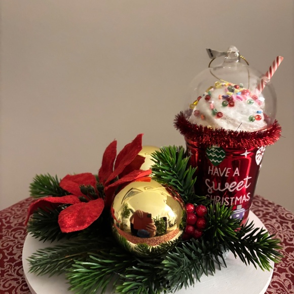 One of a kind Christmas decor - Picture 4 of 6